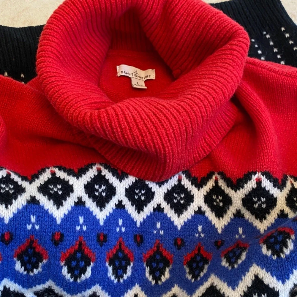 L.L. Bean Signature Nordic 100% Merino Wool Sweater - Picture 6 of 15